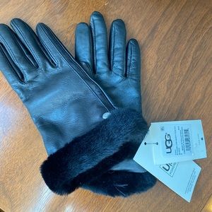 Ugg Shorty Shearling Cuff Black Leather Tech Gloves. Brand new - tags attached